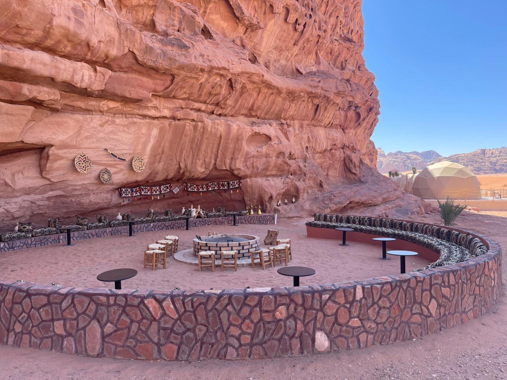 Valley Resort Wadi Rum Buitenkant foto